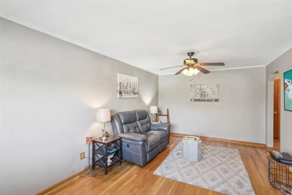 188 N 3rd Street Bethpage NY 11714