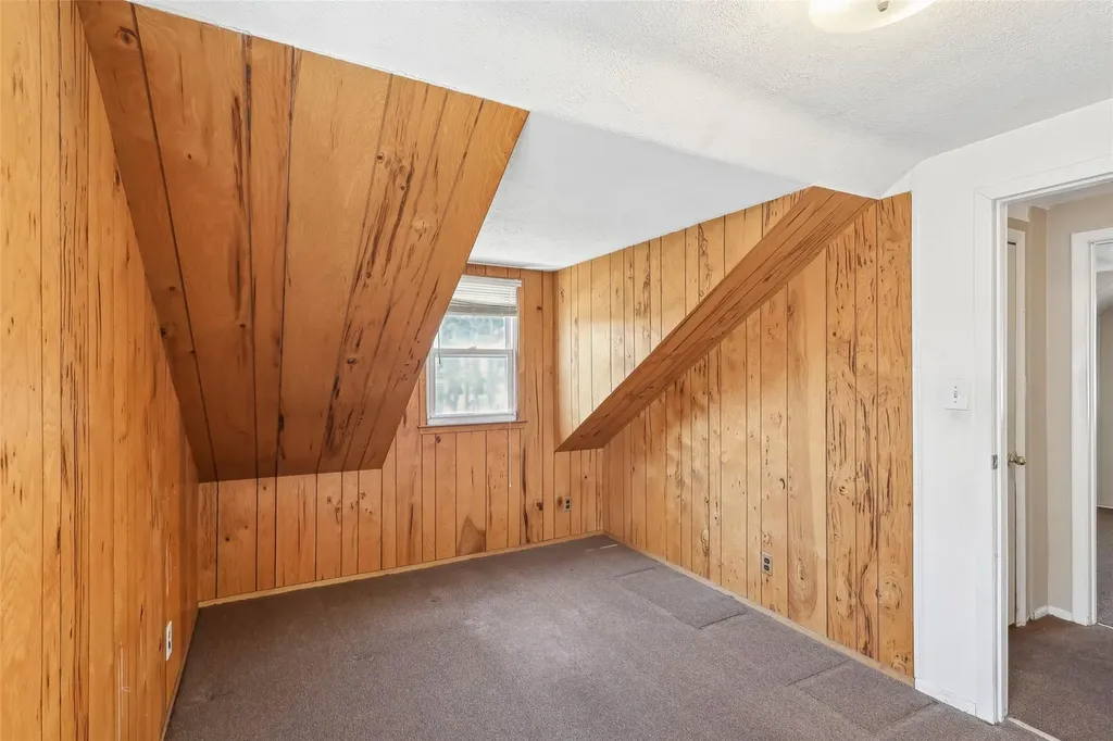 188 N 3rd Street Bethpage NY 11714