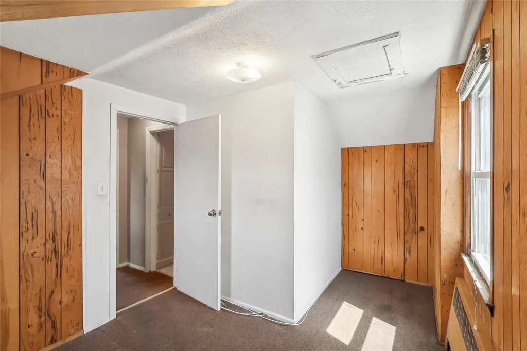 188 N 3rd Street Bethpage NY 11714