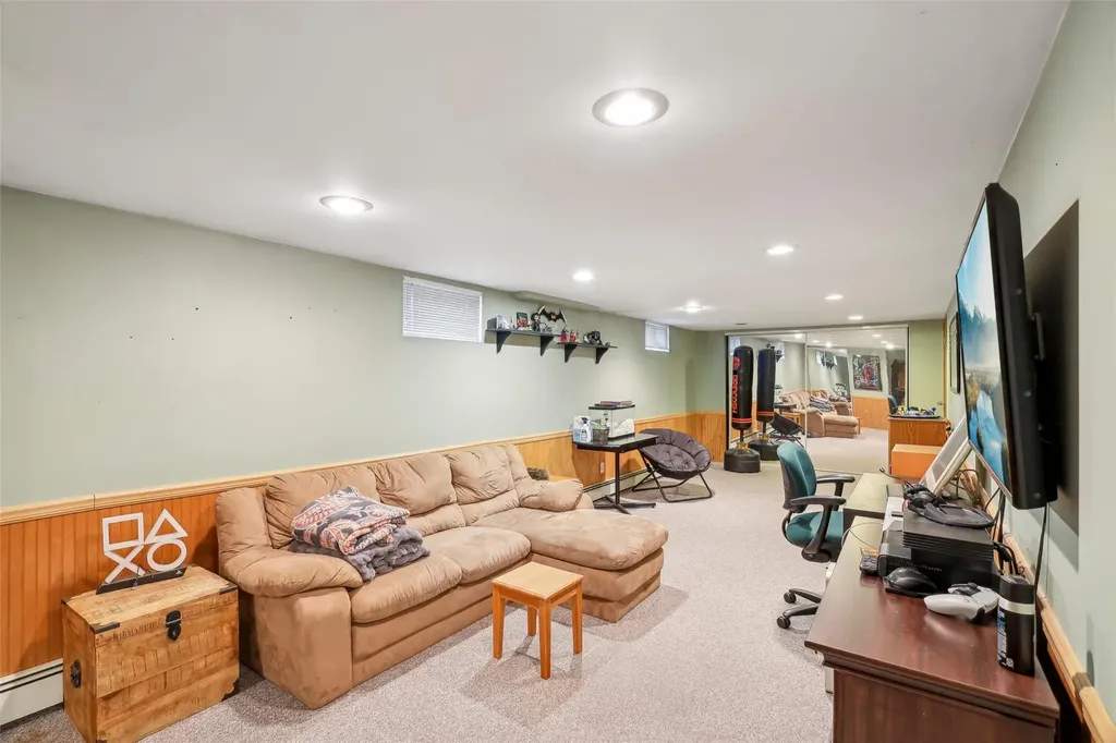 188 N 3rd Street Bethpage NY 11714