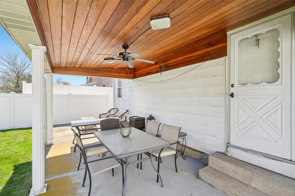 188 N 3rd Street Bethpage NY 11714