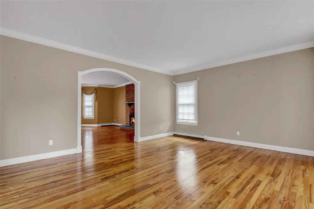 3 The Hunt Saint James NY 11780