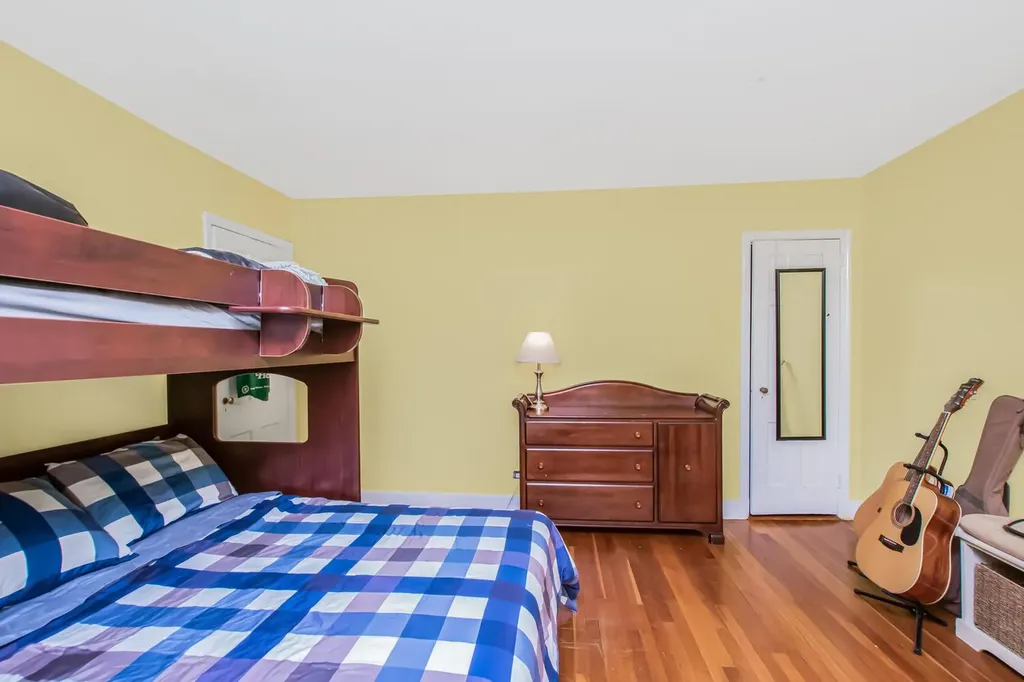 42 Cumberland Drive Yonkers NY 10704