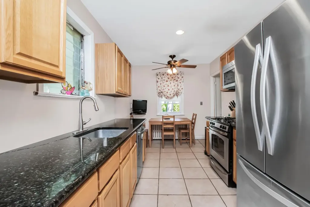 42 Cumberland Drive Yonkers NY 10704