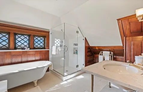 322 Rose Hill Road Water Mill NY 11976