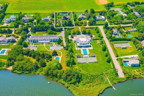 322 Rose Hill Road Water Mill NY 11976