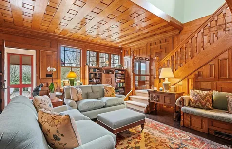 322 Rose Hill Road Water Mill NY 11976