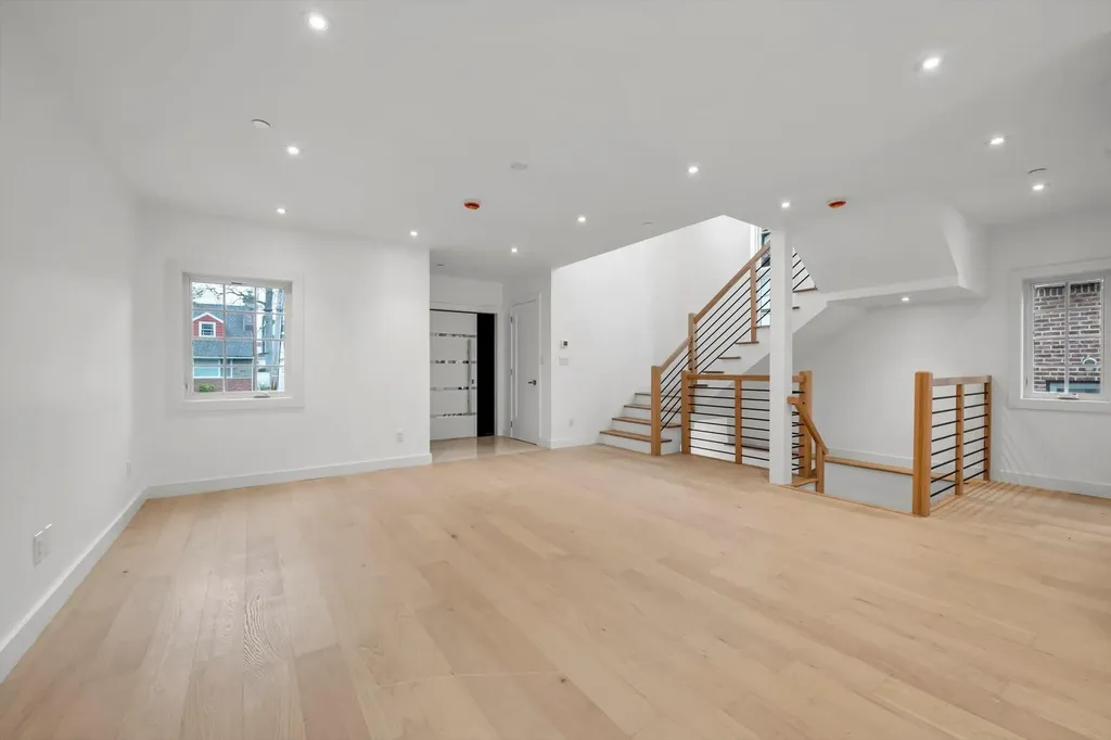 3369 164th Street Flushing NY 11358