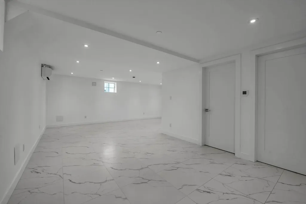 3369 164th Street Flushing NY 11358