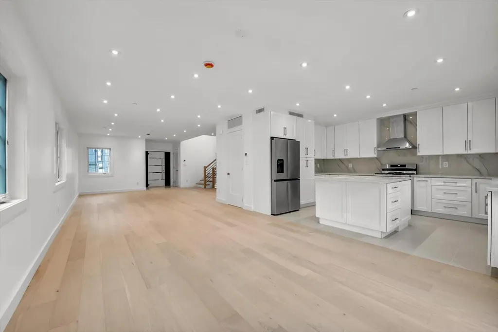 3369 164th Street Flushing NY 11358