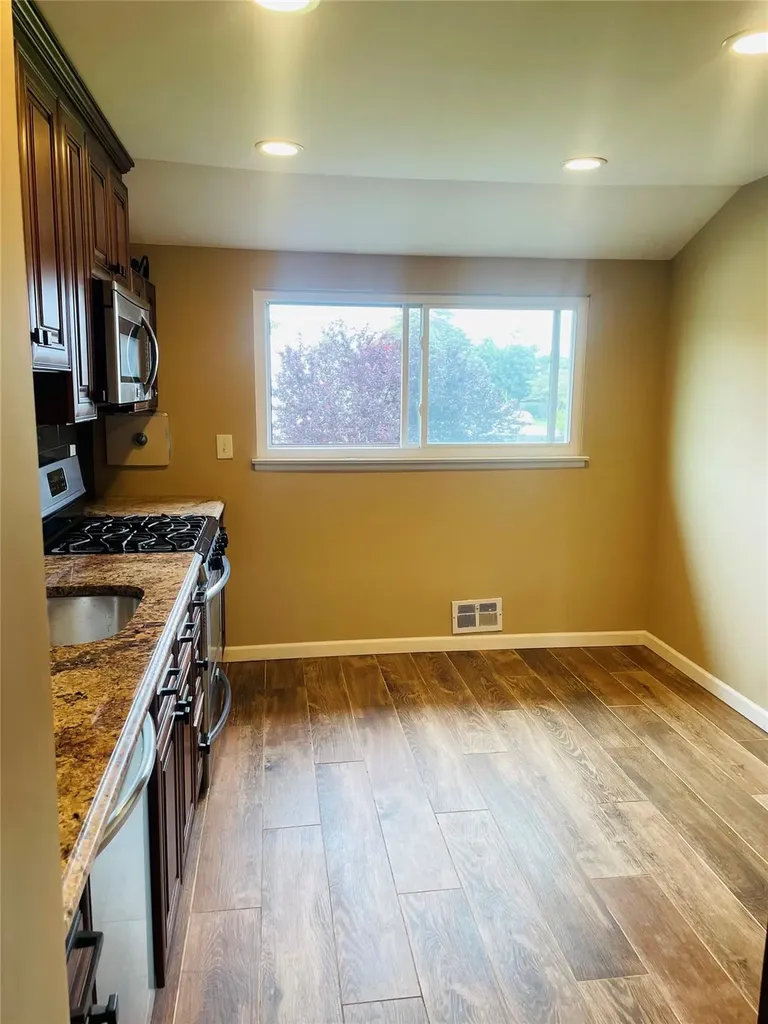 170 11th Street West Babylon NY 11704