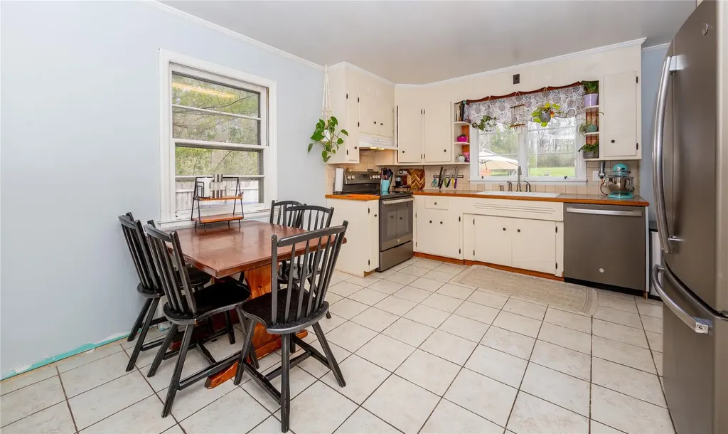 41 Hillside Avenue Wingdale NY 12594