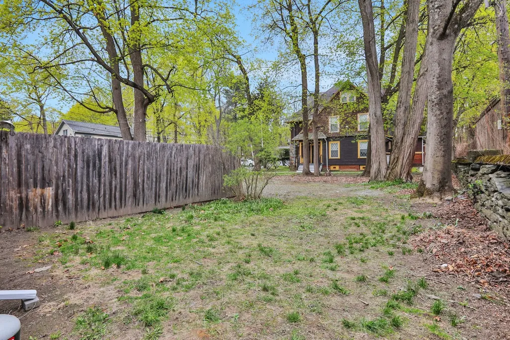 125-127 South Avenue Poughkeepsie NY 12601