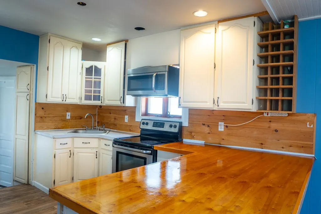 100 S Evergreen Drive Selden NY 11784