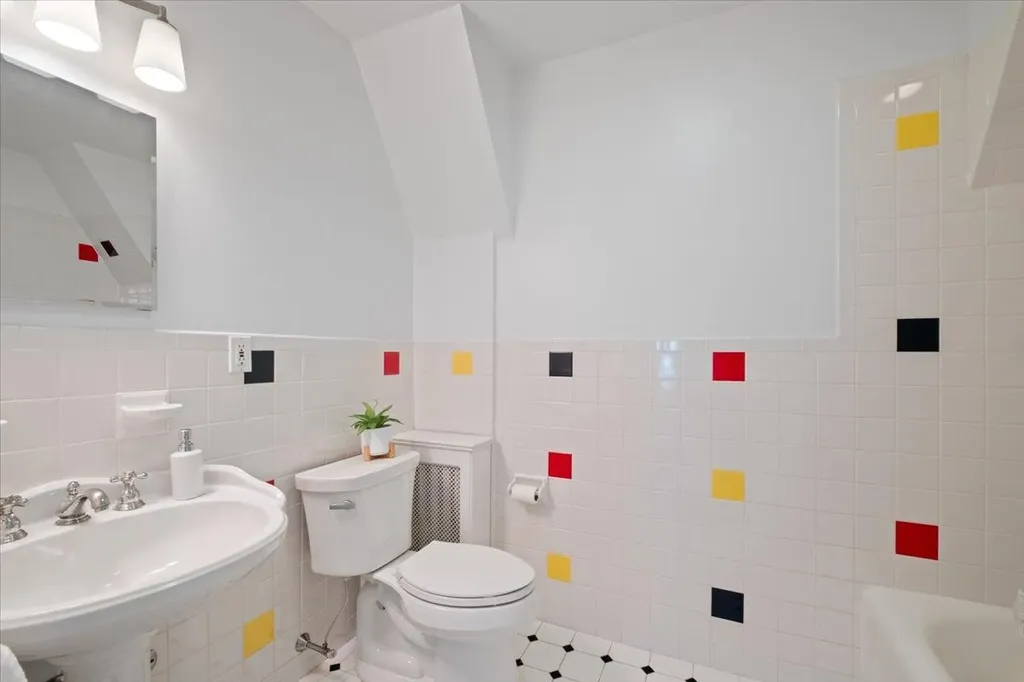 210 Clayton Road Scarsdale NY 10583