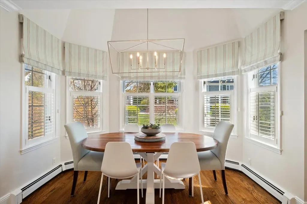 210 Clayton Road Scarsdale NY 10583
