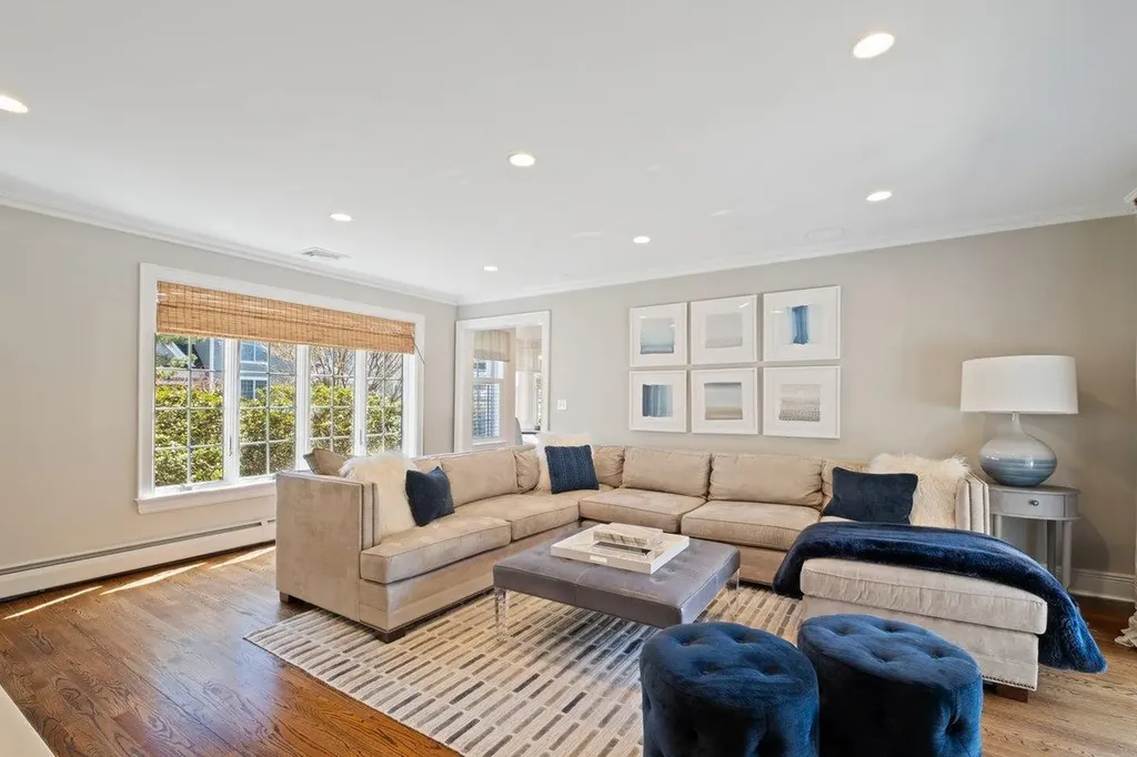 210 Clayton Road Scarsdale NY 10583