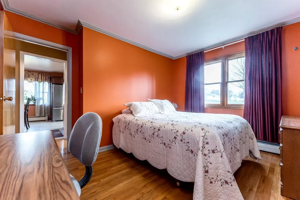 8 Vans Terrace Lake Katrine NY 12449