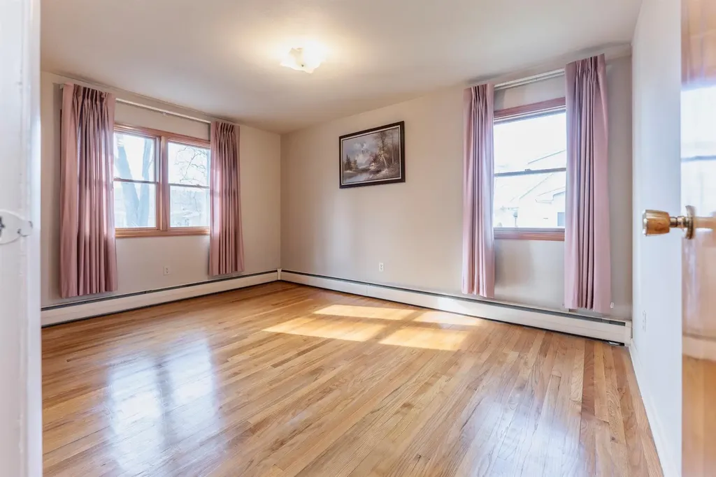 8 Vans Terrace Lake Katrine NY 12449