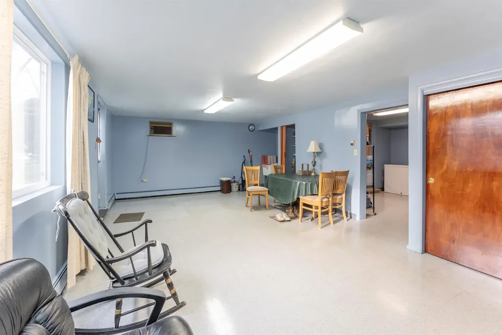 8 Vans Terrace Lake Katrine NY 12449