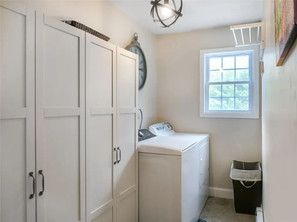 9 W Woodside Court Patchogue NY 11772