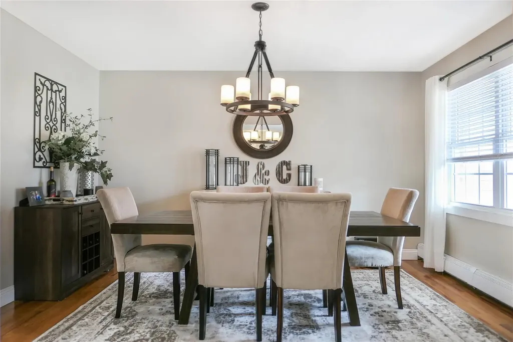9 W Woodside Court Patchogue NY 11772