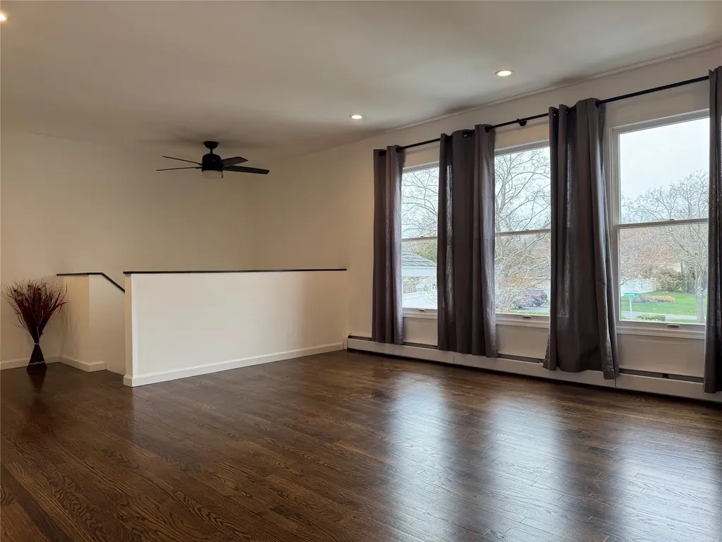 5 Humming Lane Coram NY 11727