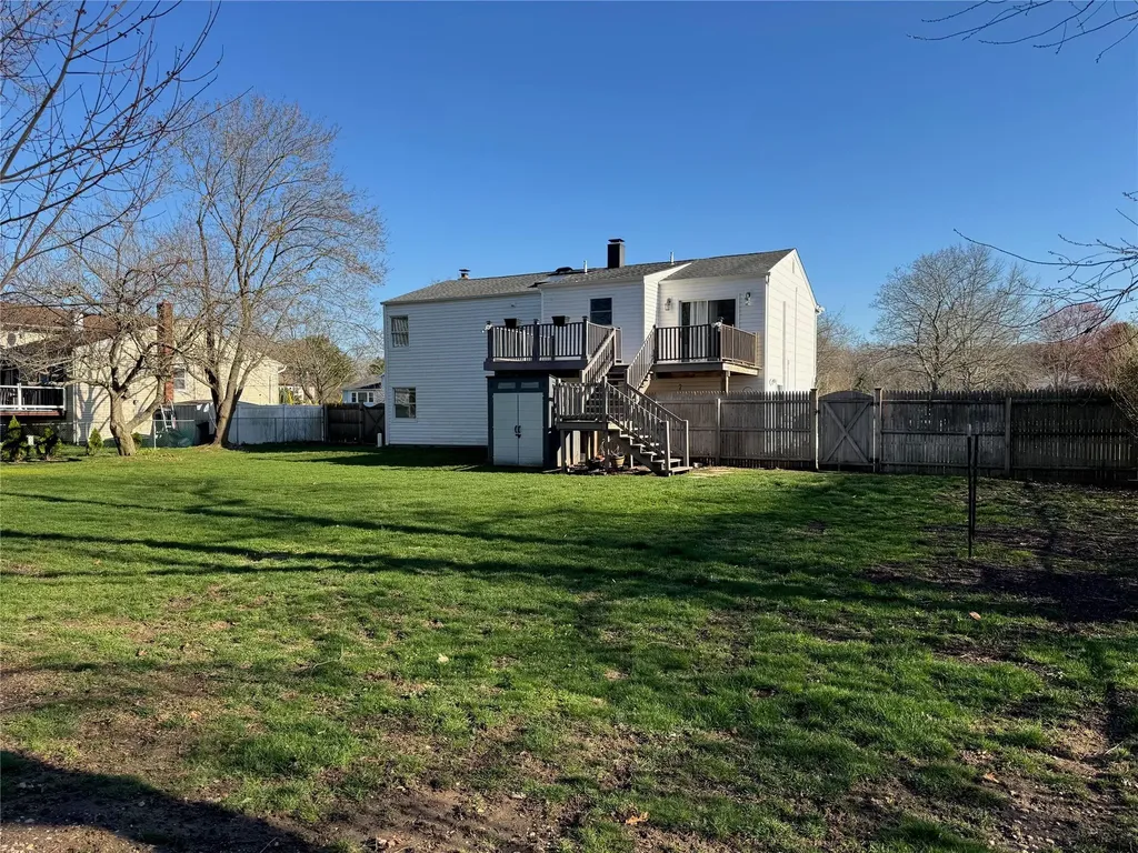 5 Humming Lane Coram NY 11727