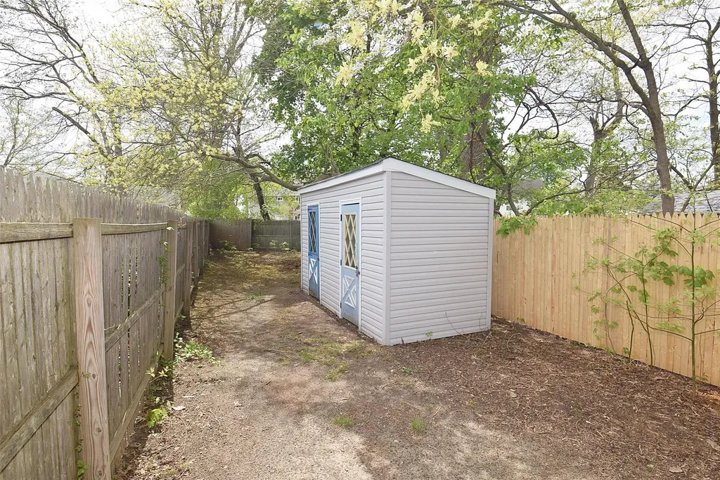 502 Nicolls Road Deer Park NY 11729