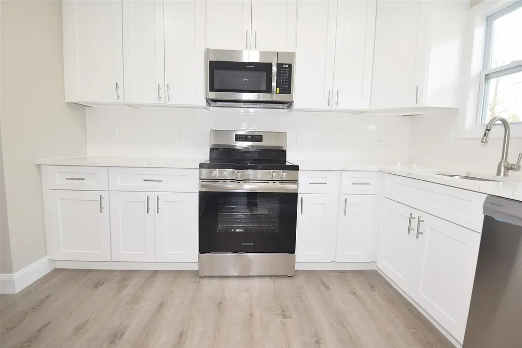 502 Nicolls Road Deer Park NY 11729