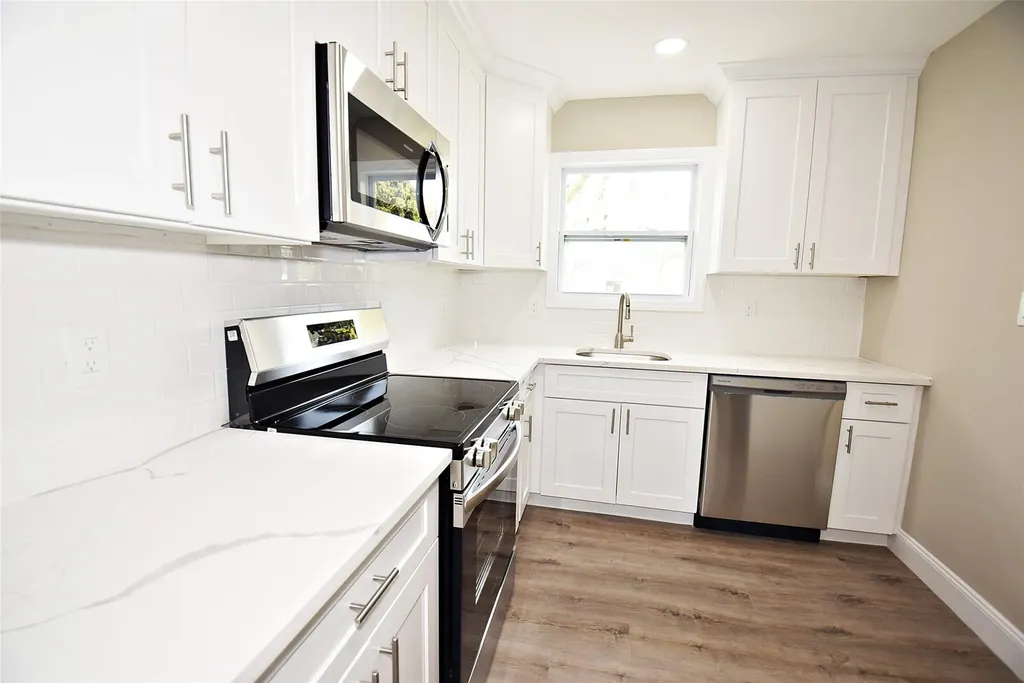 502 Nicolls Road Deer Park NY 11729