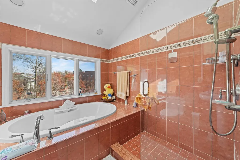 31 Clayton Place Yonkers NY 10704