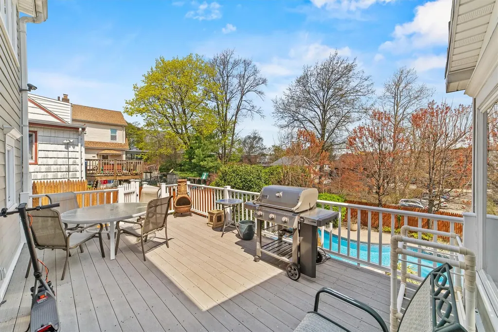 31 Clayton Place Yonkers NY 10704