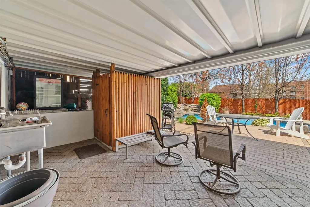 31 Clayton Place Yonkers NY 10704