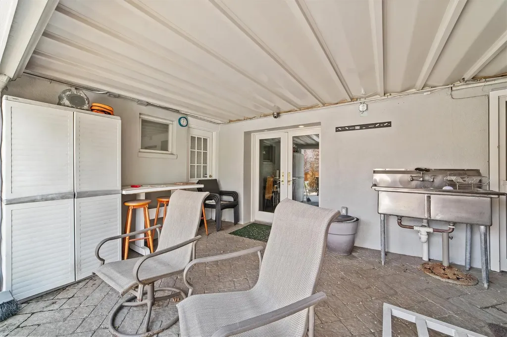 31 Clayton Place Yonkers NY 10704