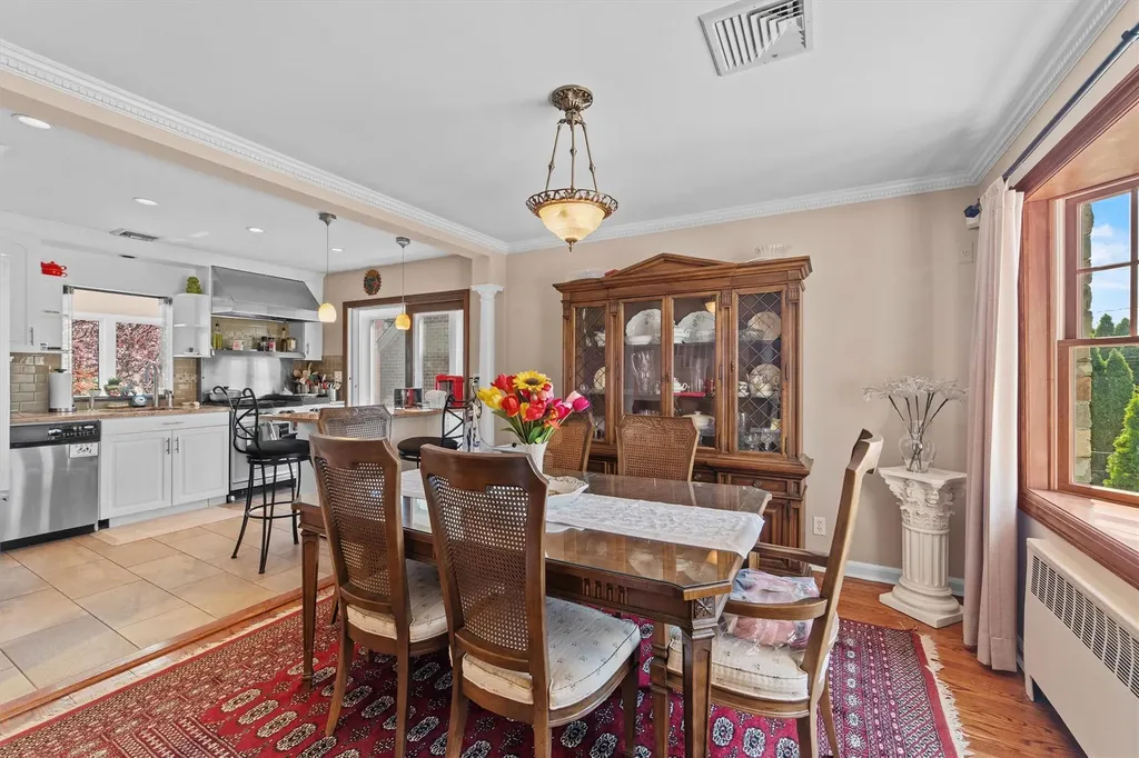 31 Clayton Place Yonkers NY 10704