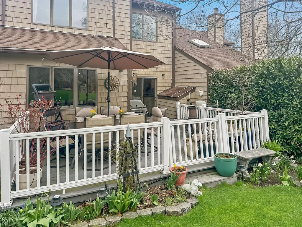 62 Jeremy Circle Nesconset NY 11767