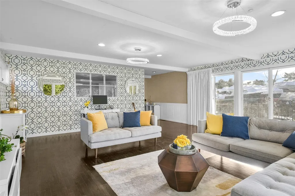 705 The Crescent Mamaroneck NY 10543