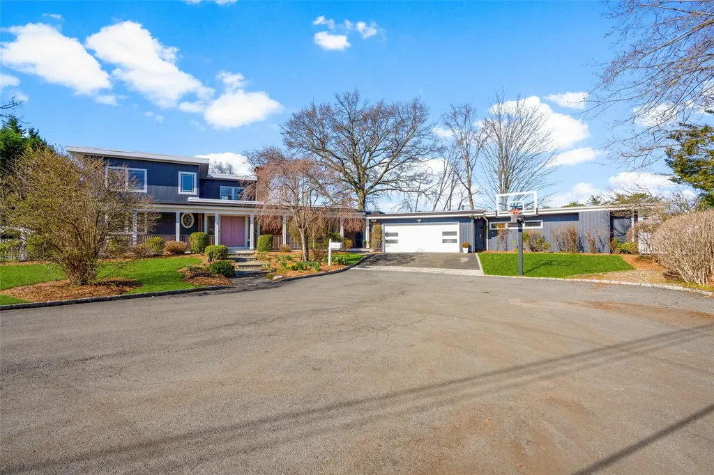 705 The Crescent Mamaroneck NY 10543