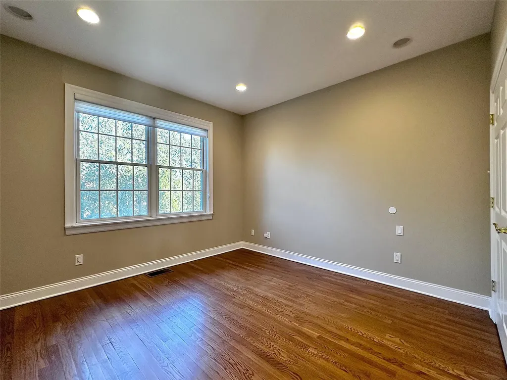 17 Arlington Road Scarsdale NY 10583