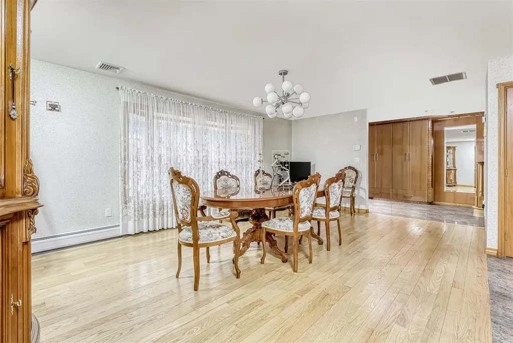 5 Reeder Place Suffern NY 10901