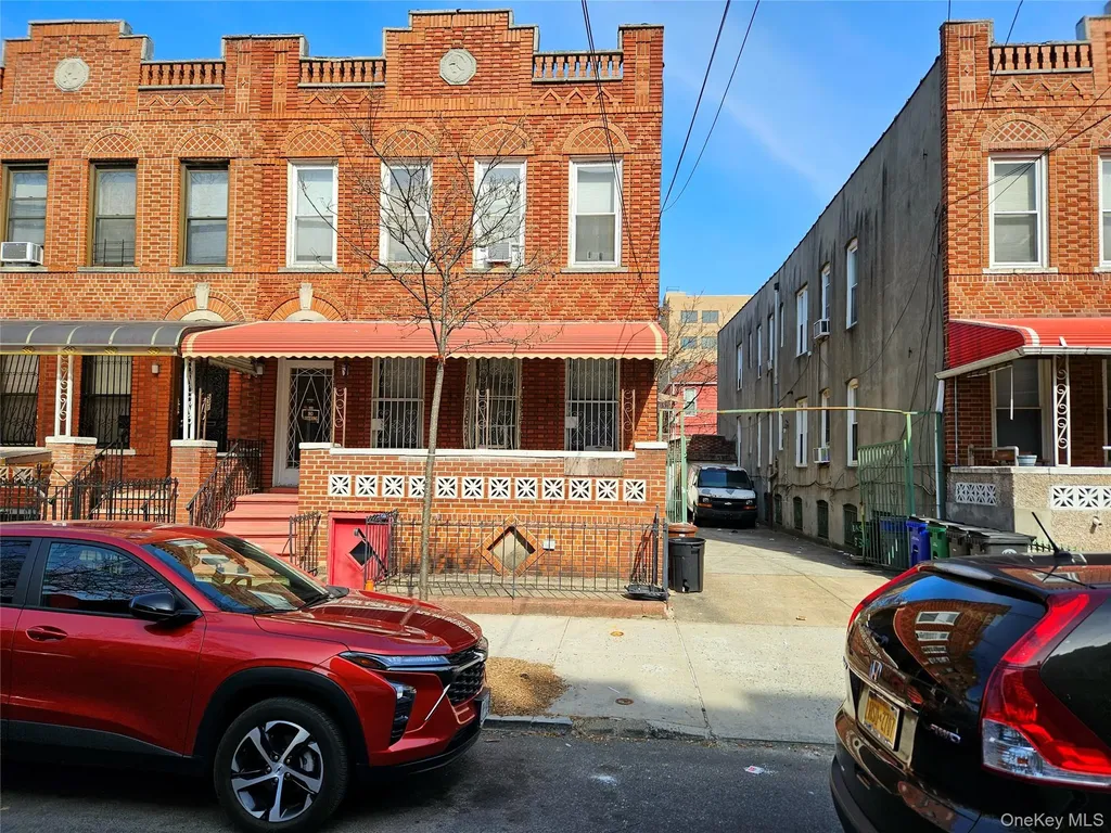 533 E 96th Street Brooklyn NY 11212
