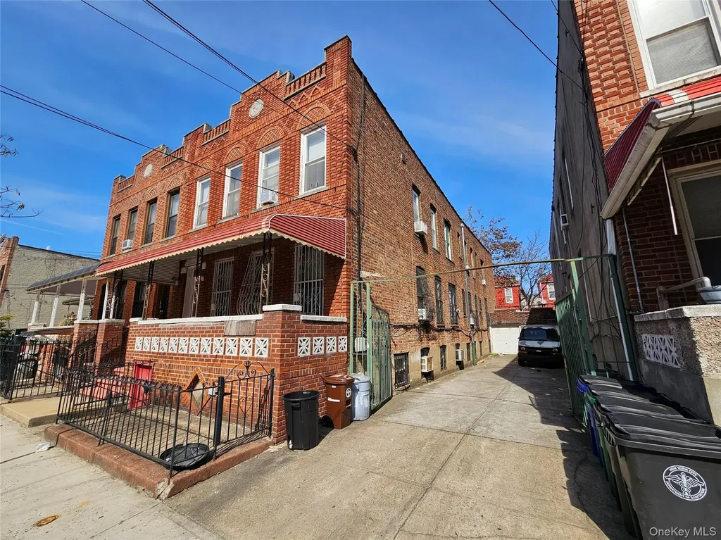 533 E 96th Street Brooklyn NY 11212