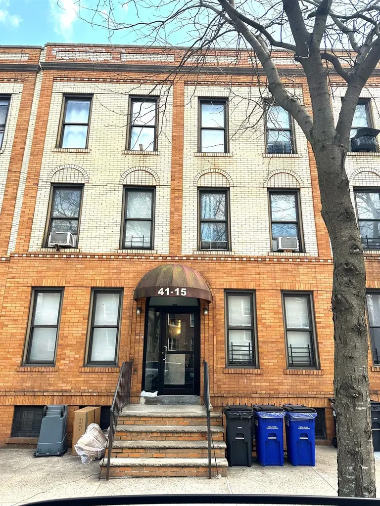 41-15 48th Street Sunnyside NY 11104