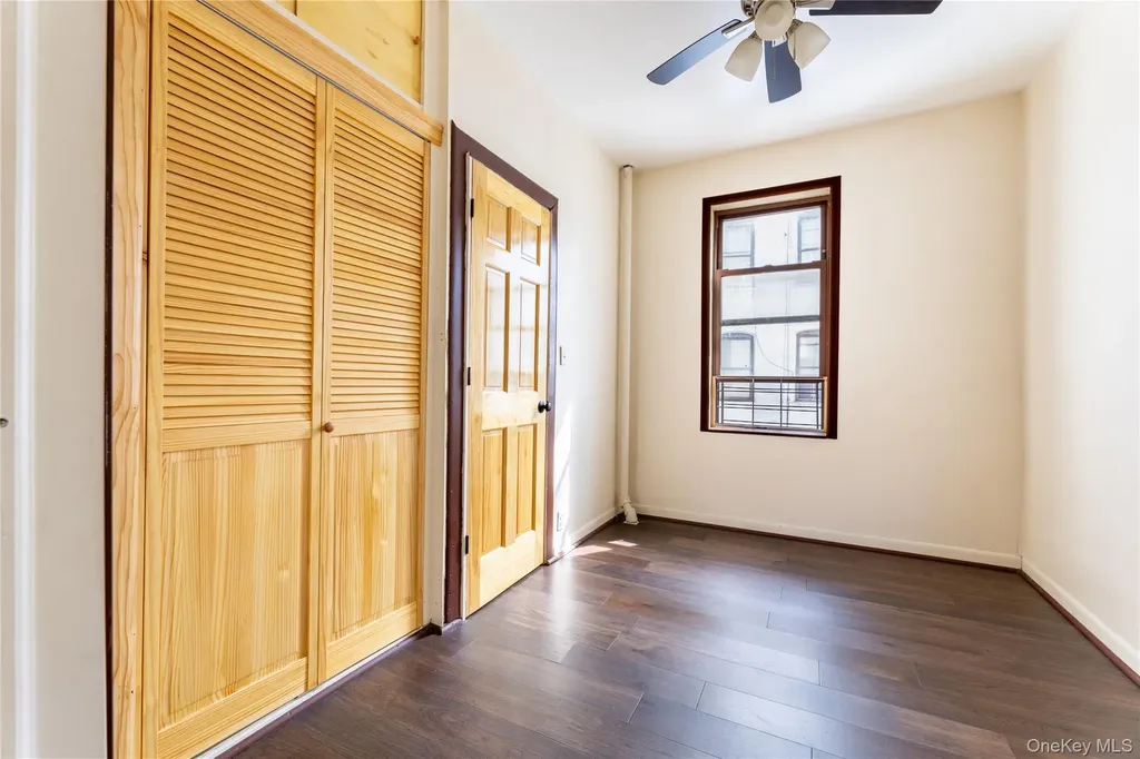 154 South 3rd Brooklyn NY 11211