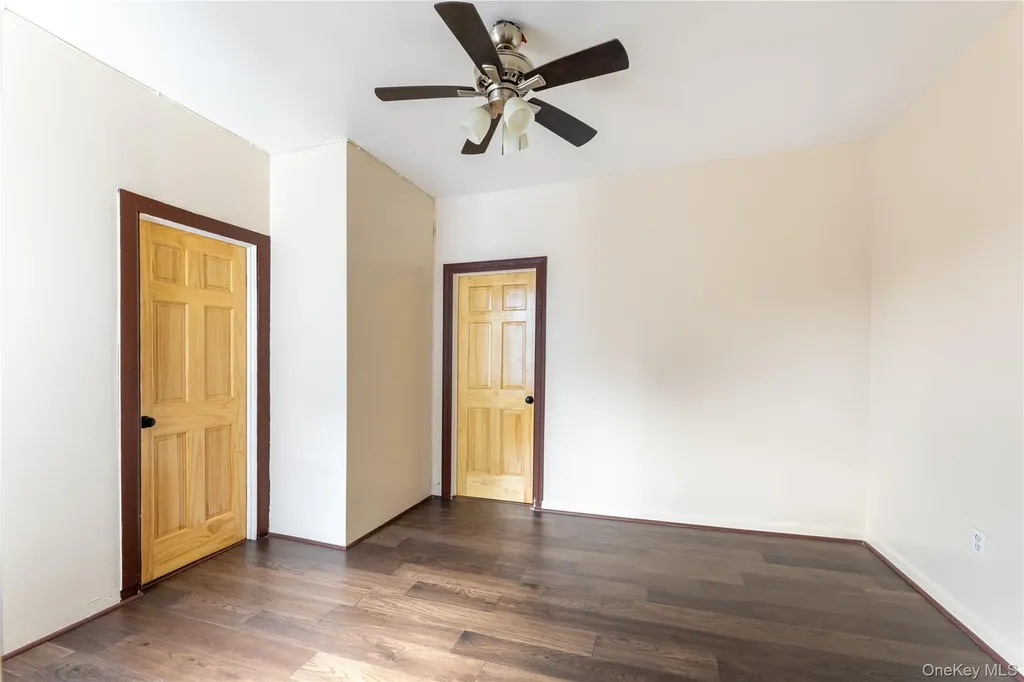 154 South 3rd Brooklyn NY 11211