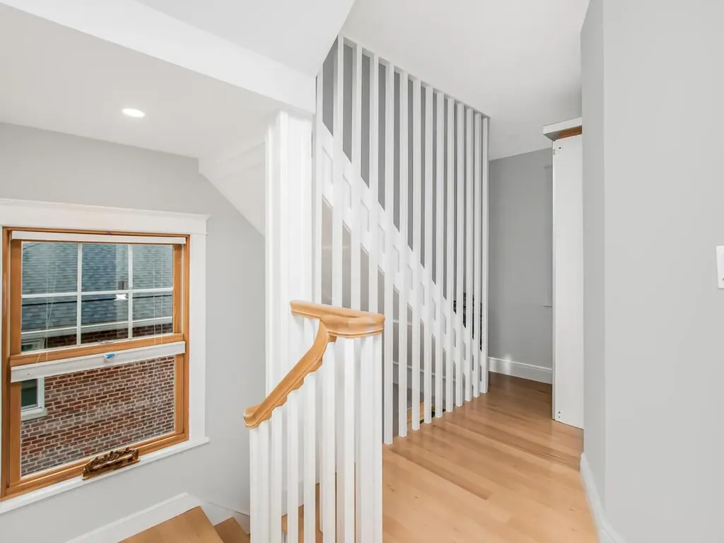 4296 Vireo Avenue Bronx NY 10470