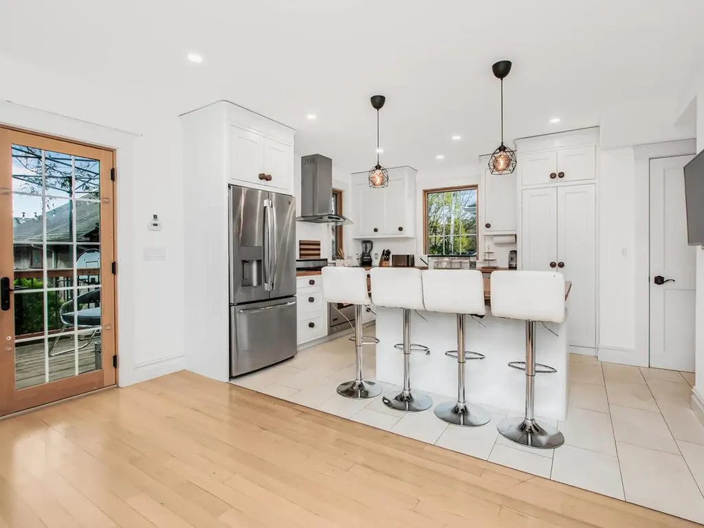 4296 Vireo Avenue Bronx NY 10470