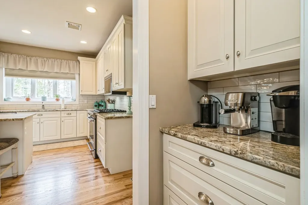 45 Camelot Drive Warwick NY 10990