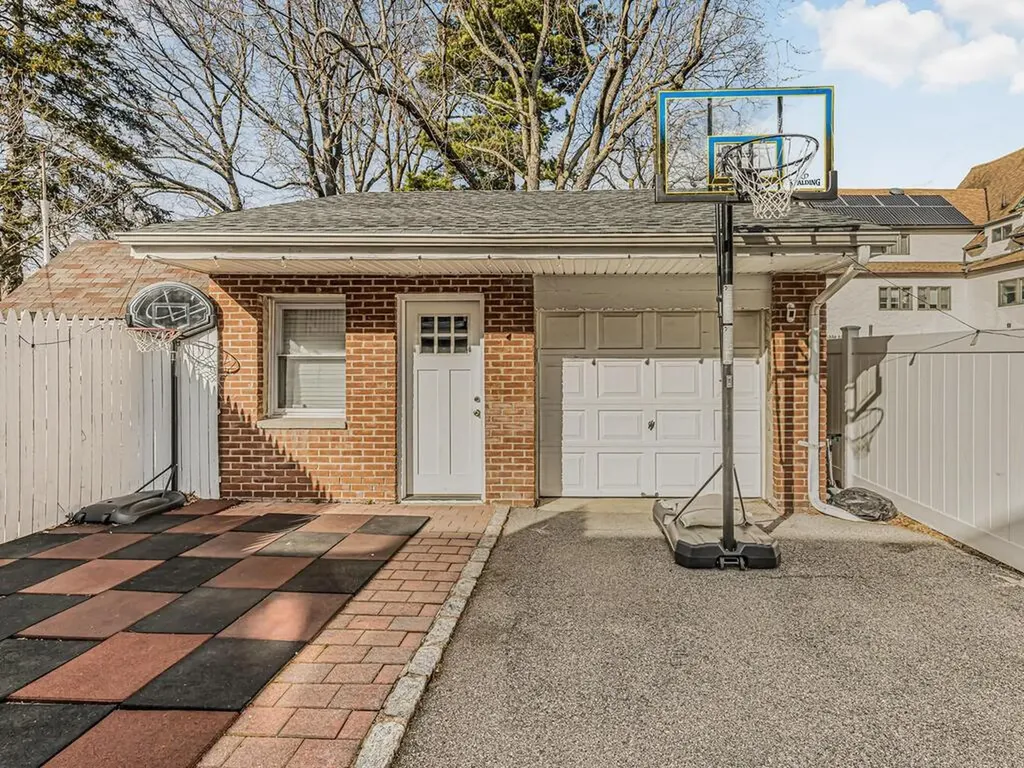 67 Shonnard Place Yonkers NY 10703